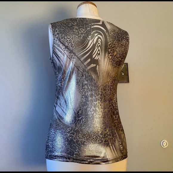 Animal Print Top - Picture 6 of 6